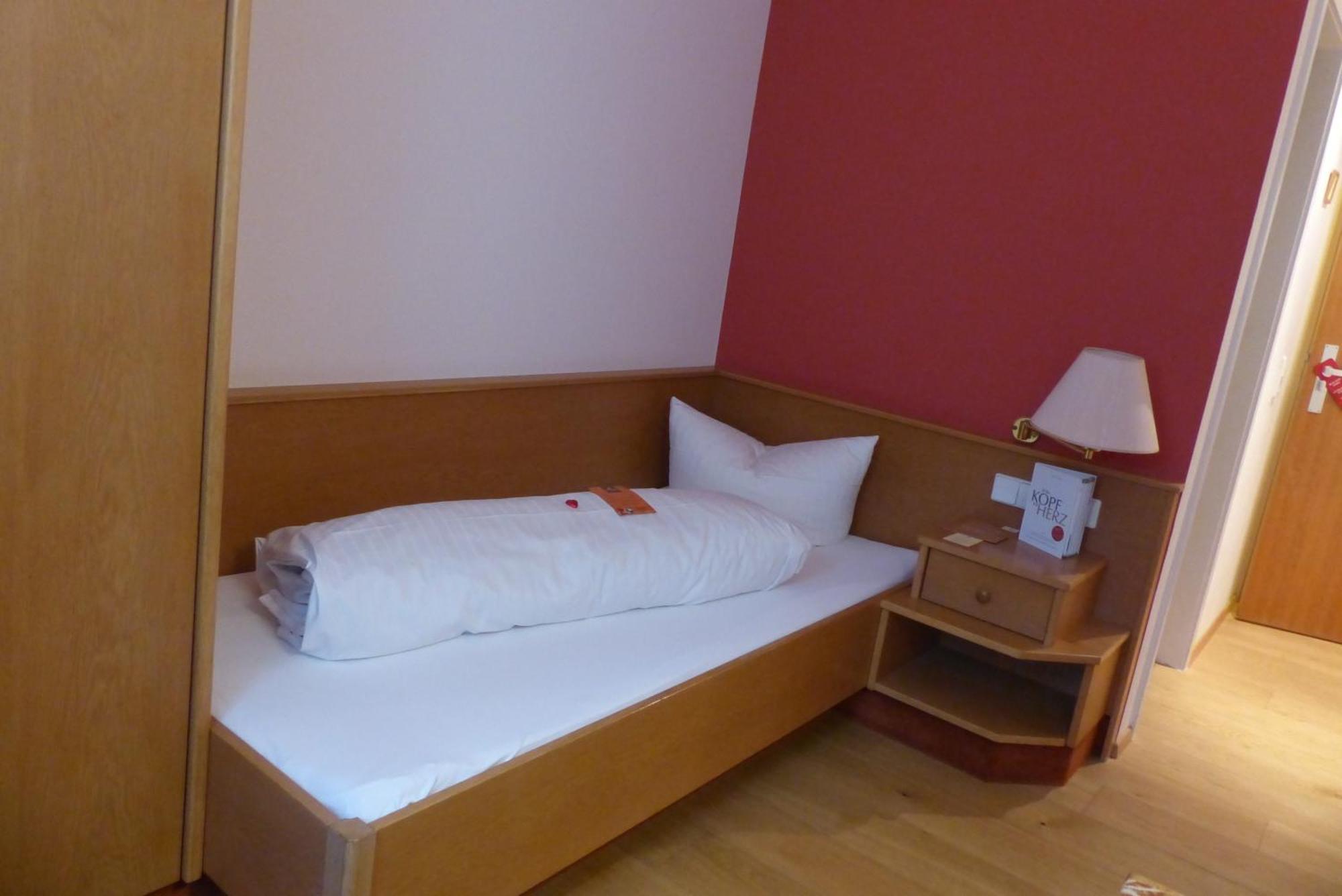 Hotel Herrmann Münsingen Eksteriør bilde